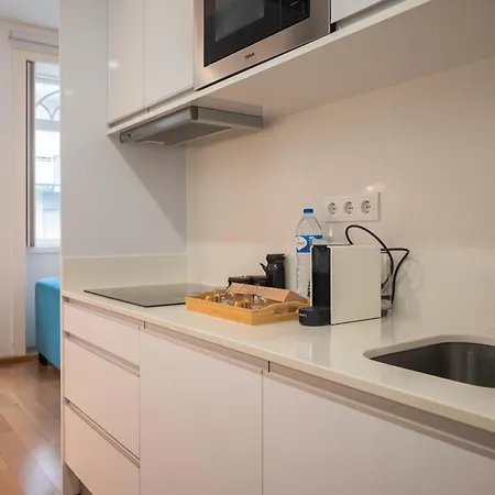 Santa Catarina Charm Downtown Near Metro * Порту