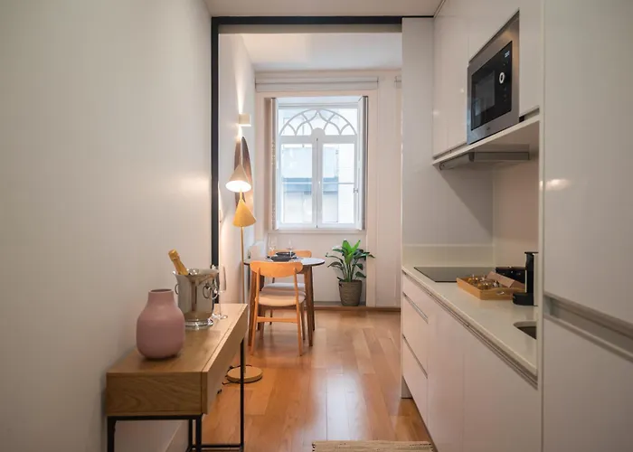 Santa Catarina Charm Downtown Near Metro *