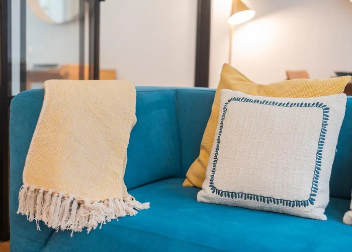 Santa Catarina Charm Downtown Near Metro