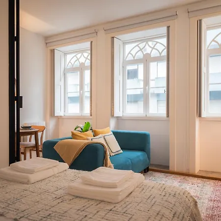 Santa Catarina Charm Downtown Near Metro Apartment